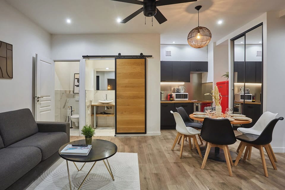 Apartment | Living area