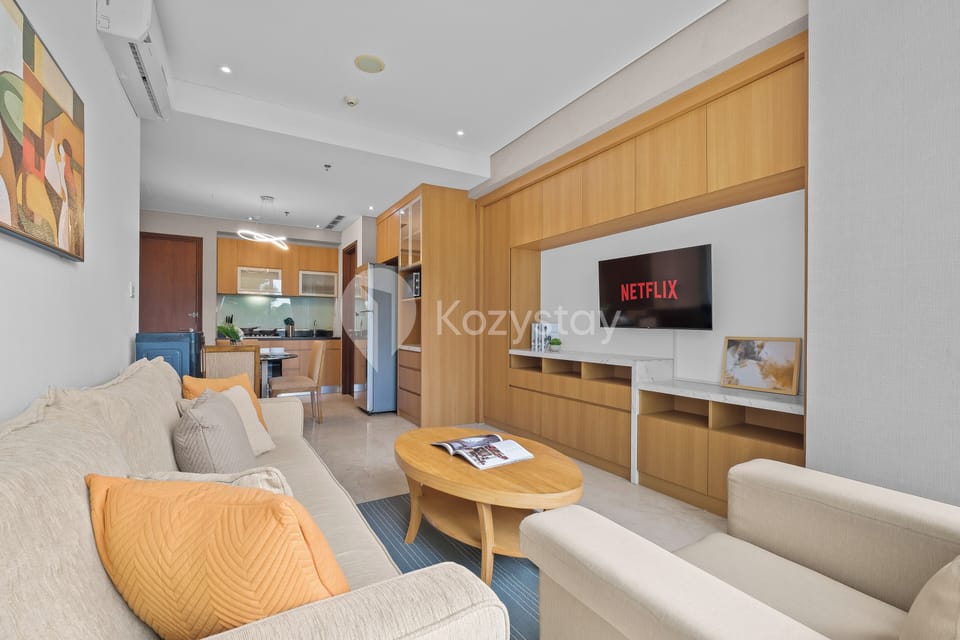 Apartment, 2 Bedrooms, City View | Living area | 43-inch Smart TV with cable channels, Netflix, streaming services