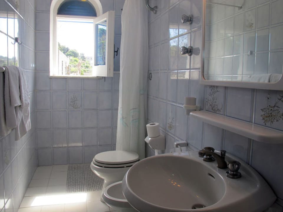 Standard Apartment, 1 Bedroom | Bathroom | Shower, hair dryer, bathrobes, bidet