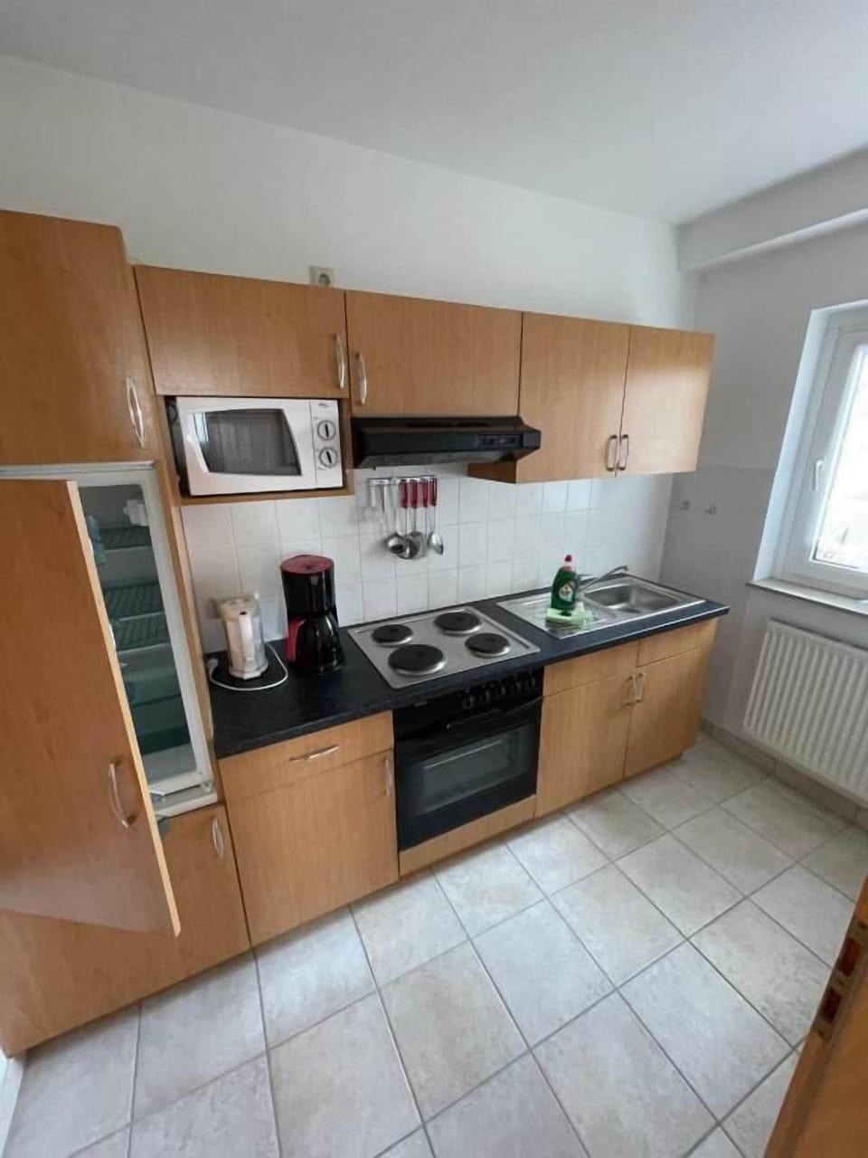 Apartment | Private kitchen | Fridge, microwave, oven, stovetop