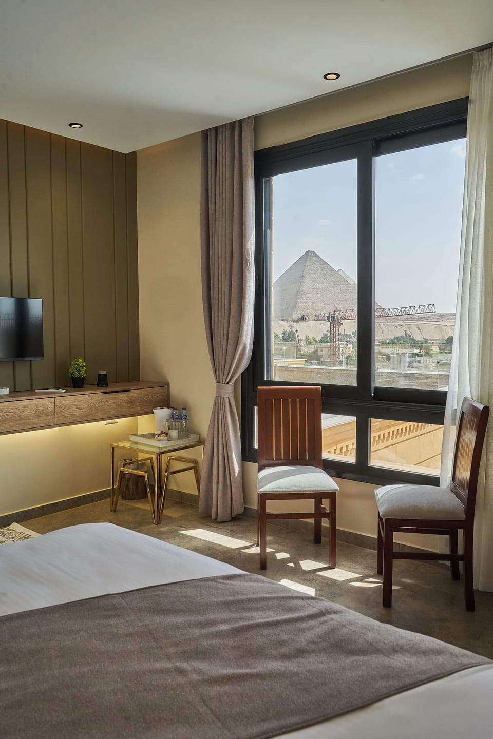 Deluxe Room, Mountain View | Free WiFi