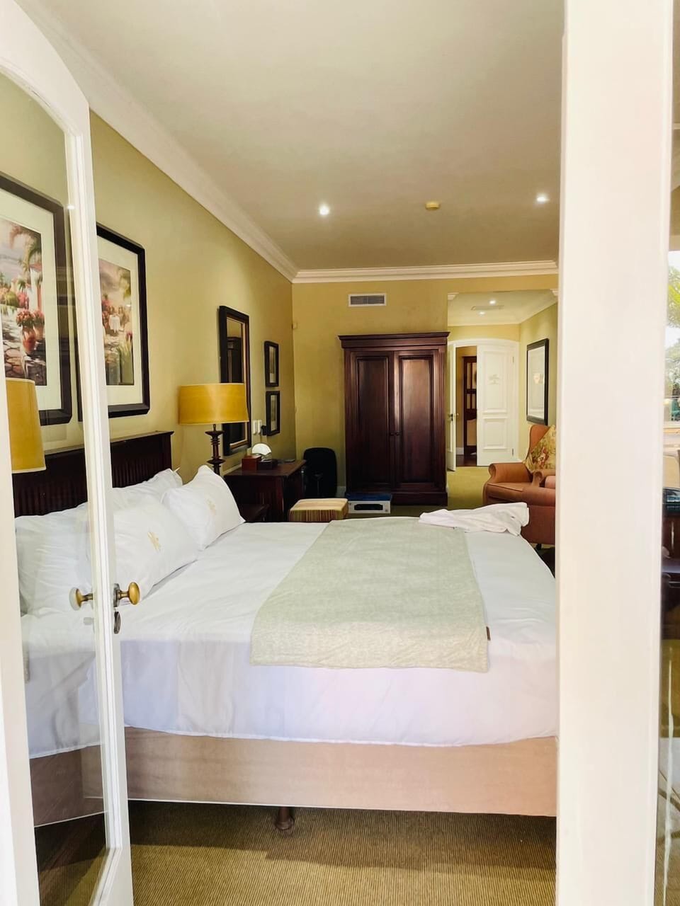 Deluxe Room, Pool View | Desk, laptop workspace, blackout drapes, free WiFi
