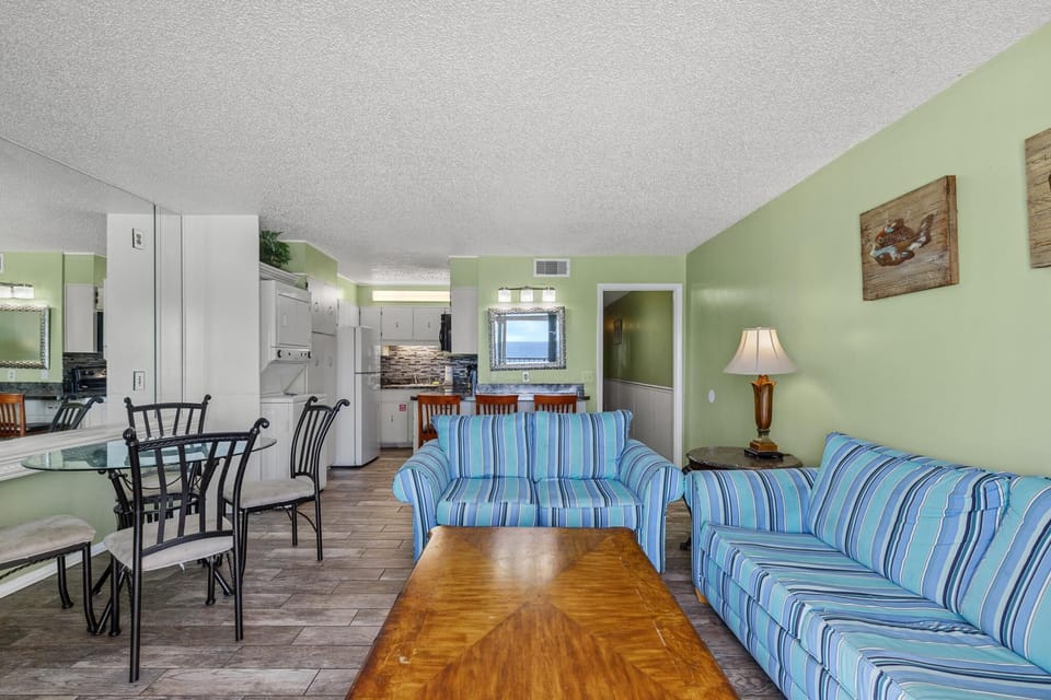 Condo, Multiple Beds (The Summit 1020) | Living area