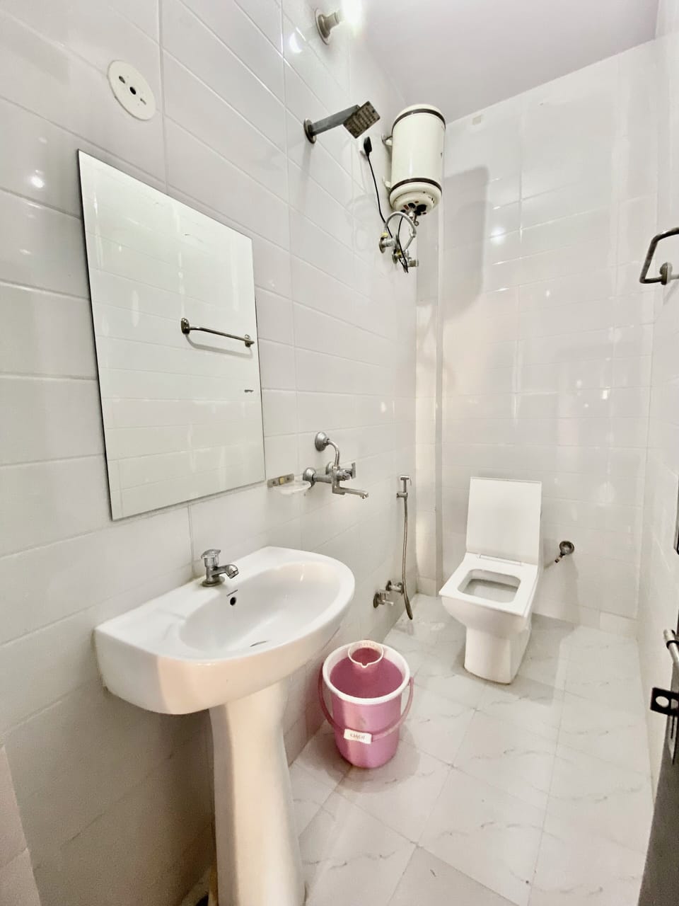 Double Room, City View | Bathroom | Bathrobes, slippers, towels, soap