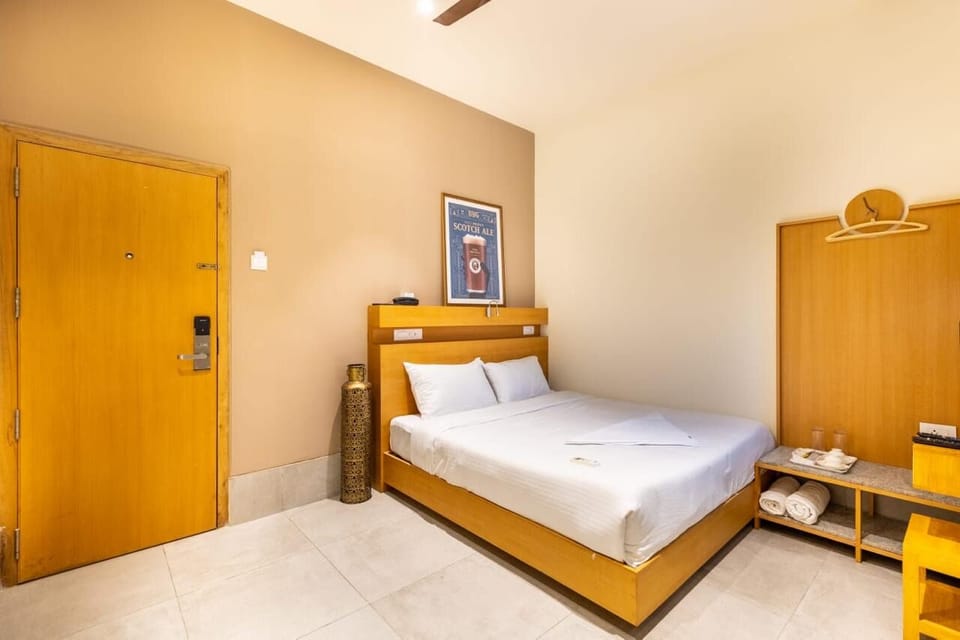 Double Room | Iron/ironing board, free WiFi