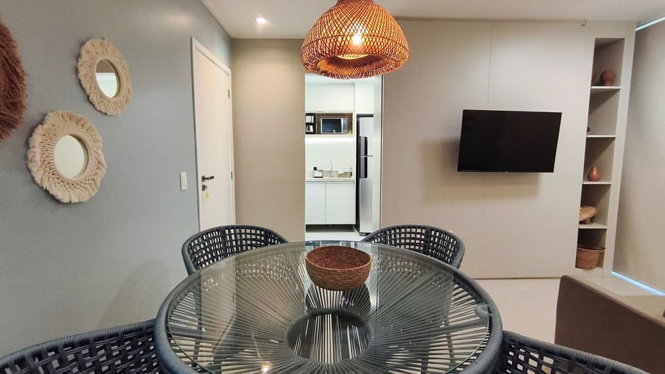 Apartment | Dining