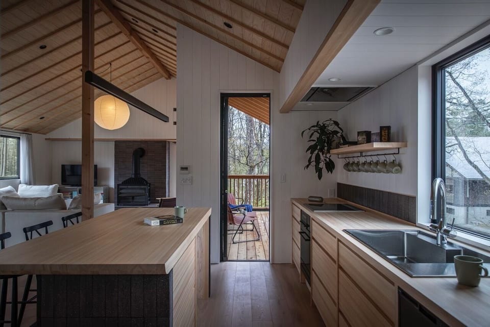 Chalet, 4 Bedrooms | Private kitchen | Electric kettle