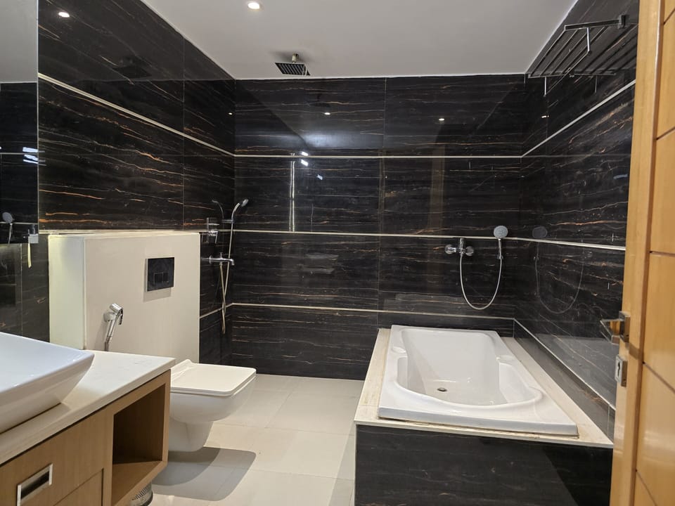 Family Room | Bathroom | Free toiletries, slippers, towels, soap