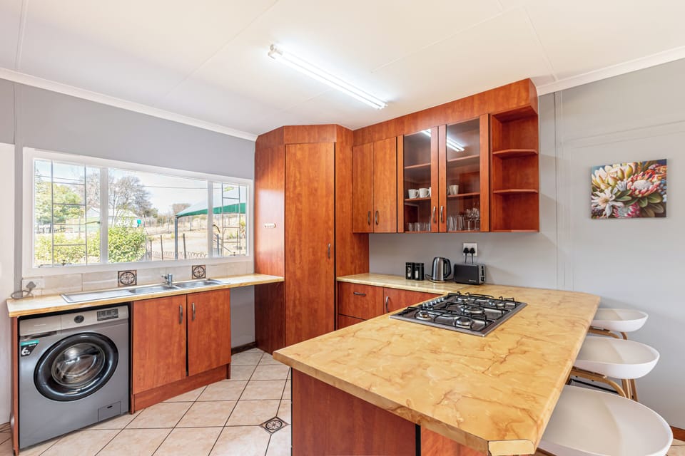 Family House, River View | Private kitchen | Electric kettle