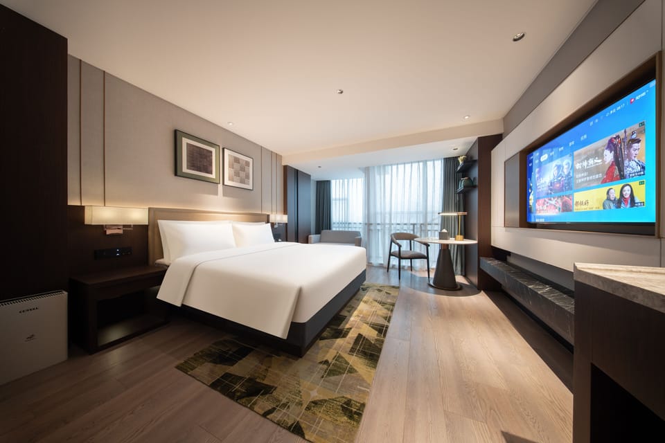 Basic Single Room, City View | Iron/ironing board, free WiFi, bed sheets