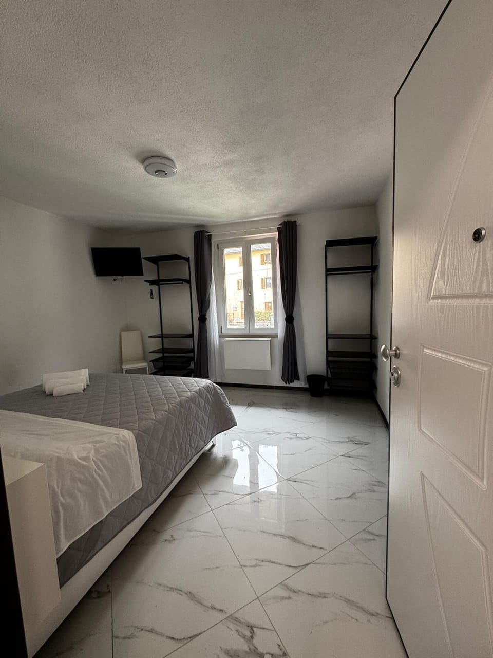 Deluxe Room | Desk, laptop workspace, free WiFi, bed sheets
