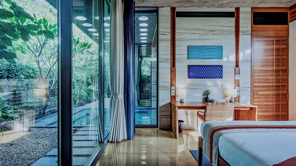 Raga Villa | In-room safe, desk, blackout drapes, soundproofing
