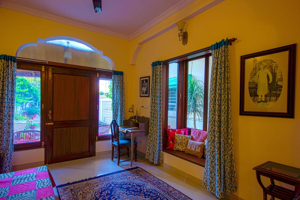 Family Room | 1 bedroom, premium bedding, desk, soundproofing