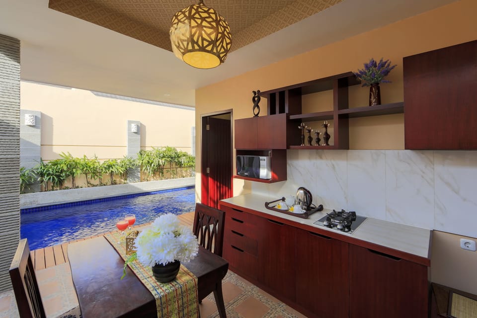 Private kitchenette