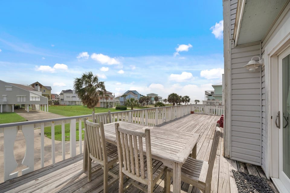 House (3 Bedrooms) | Front of property