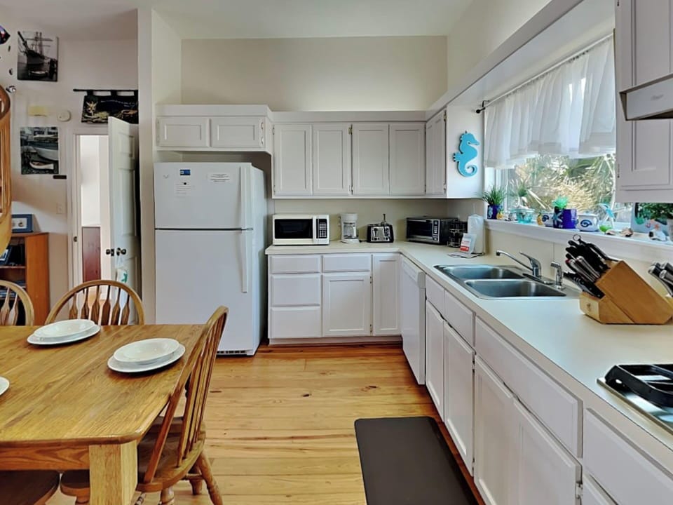House (4 Bedrooms) | Property amenity