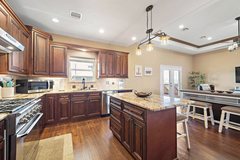 House (4 Bedrooms) | Property amenity
