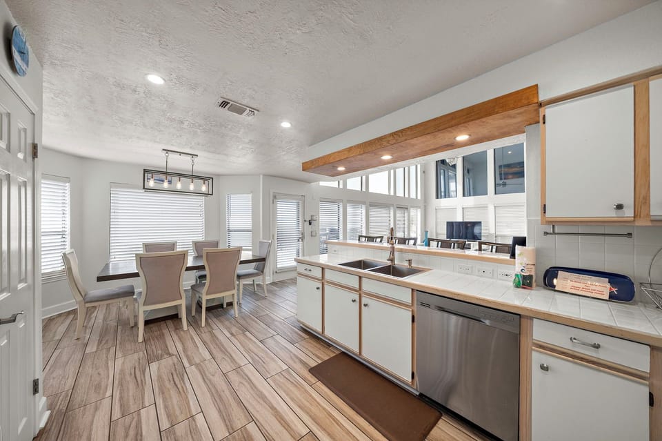 House (4 Bedrooms) | Property amenity