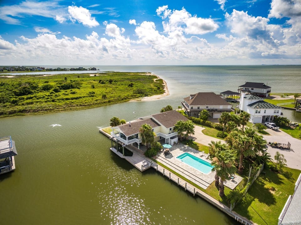 House (6 Bedrooms) | Property amenity