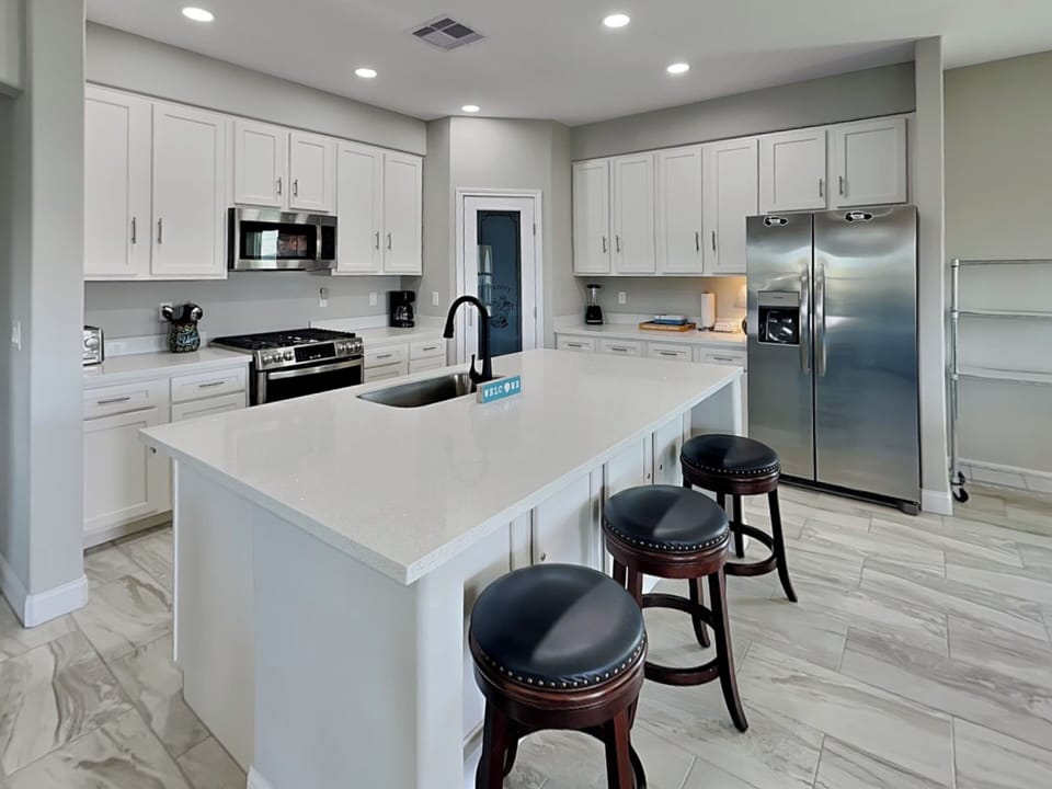 House (3 Bedrooms) | Property amenity