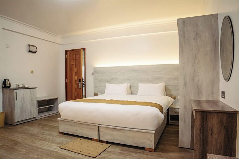 Double Room, City View | Individually decorated, individually furnished, free WiFi, bed sheets