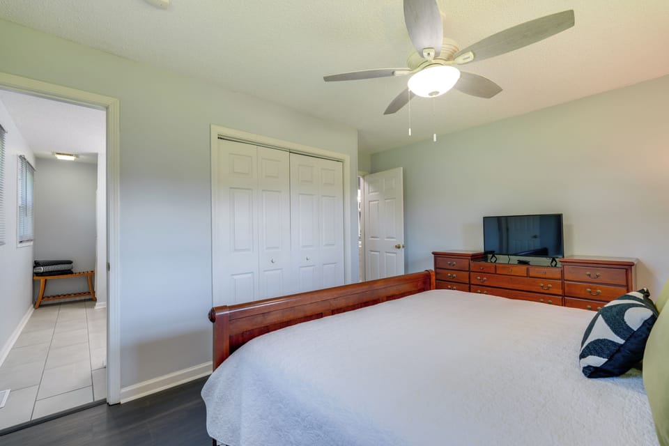 House (3 Bedrooms) | Interior
