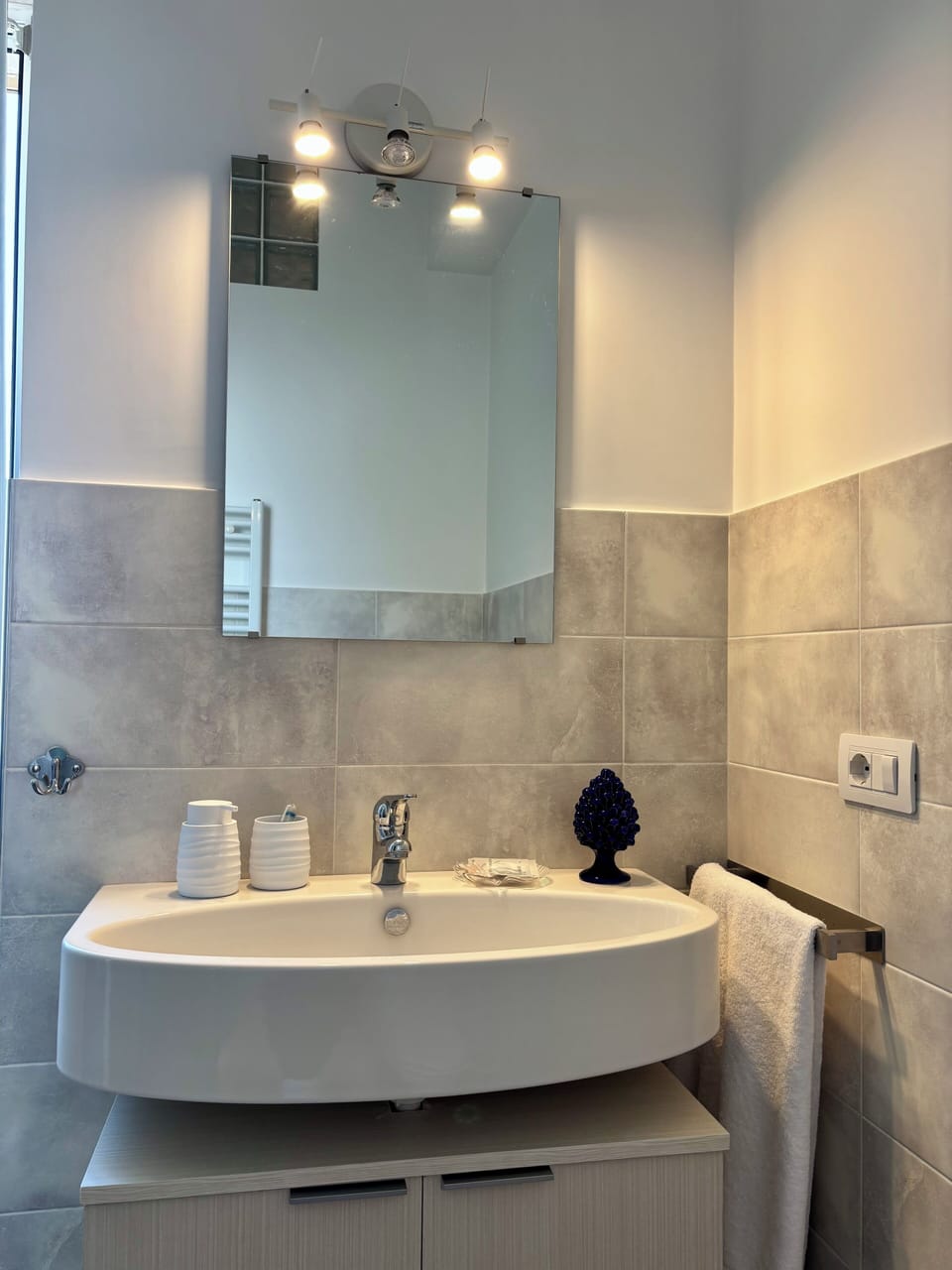 Standard Double or Twin Room, Garden View | Bathroom | Bidet