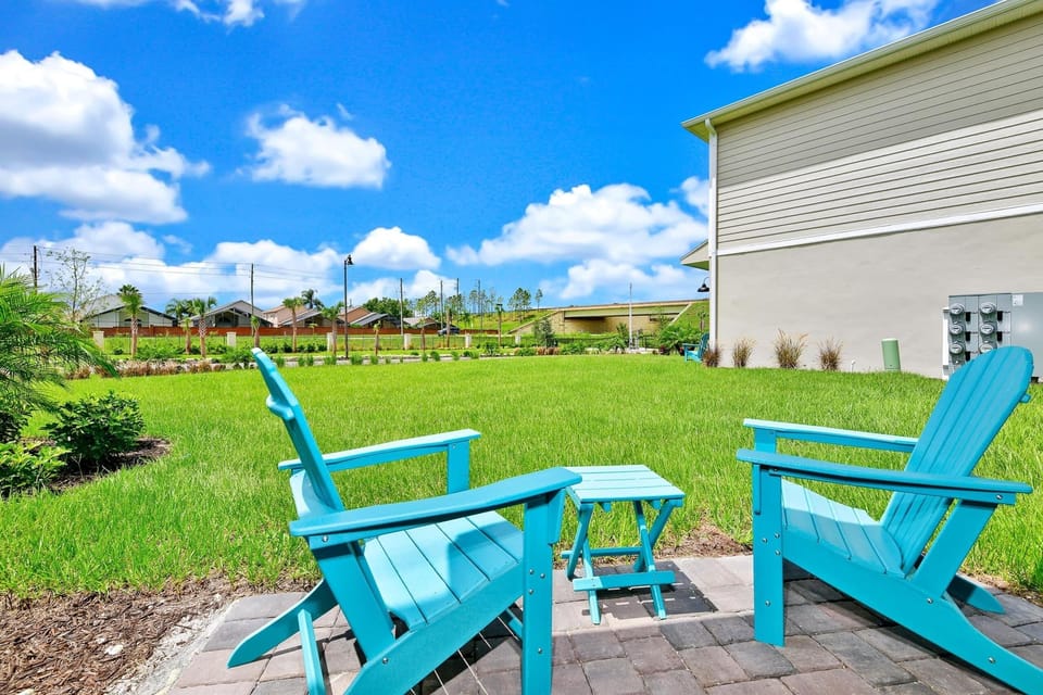 Condo, 4 Bedrooms | Property grounds