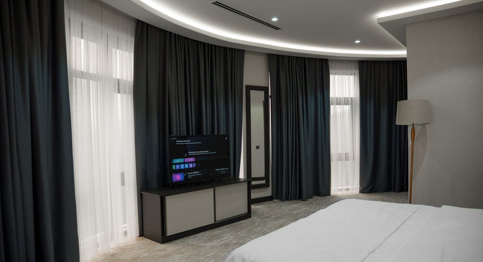Family Suite | Egyptian cotton sheets, premium bedding, memory foam beds, in-room safe