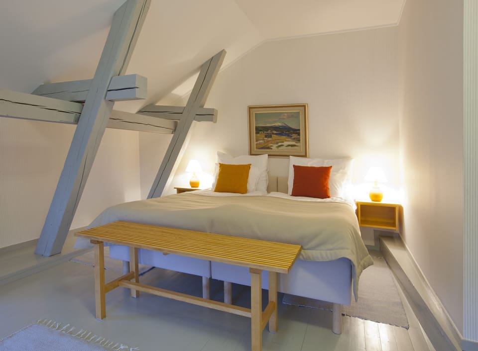 Family Triple Room | Individually decorated, desk, iron/ironing board, free WiFi
