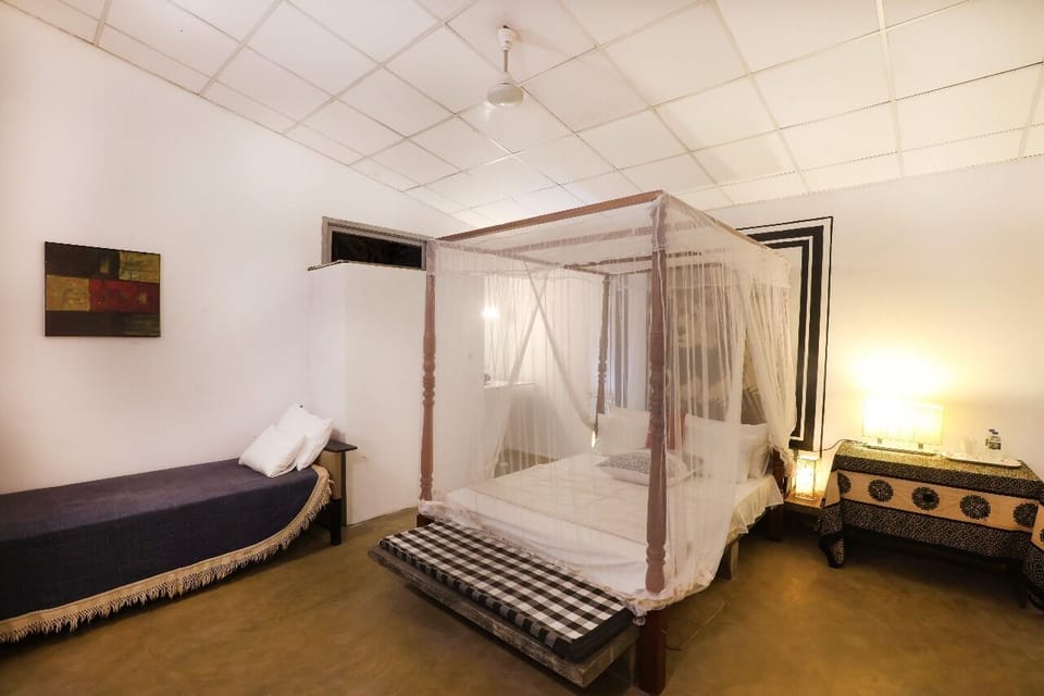 Deluxe Triple Room | Free WiFi, bed sheets
