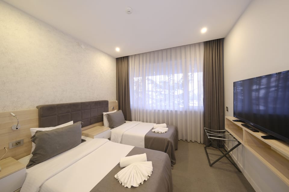 Basic Single Room, City View | In-room safe, soundproofing, free WiFi