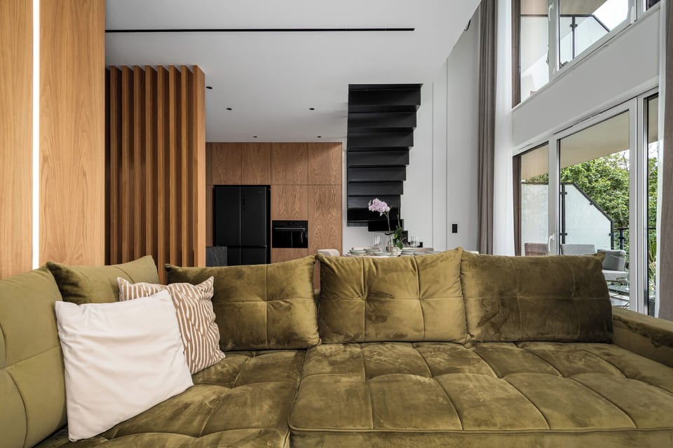 Apartment (51) | Living area | Flat-screen TV