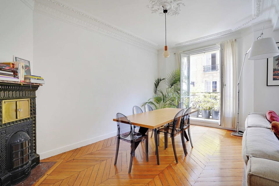 Apartment | Dining