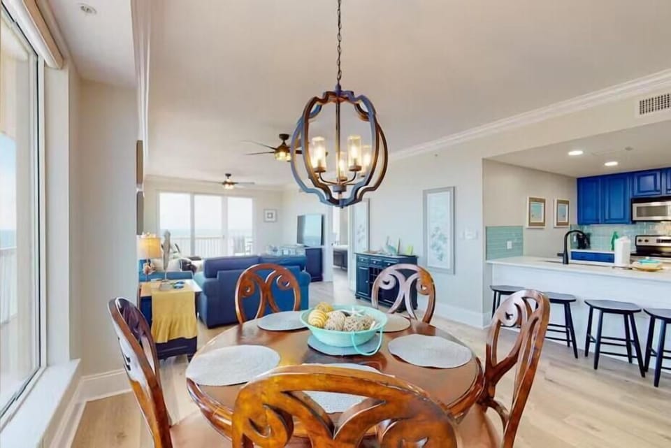 Condo, Multiple Beds (Seychelles 1701-Sandy Toes Retreat) | Dining