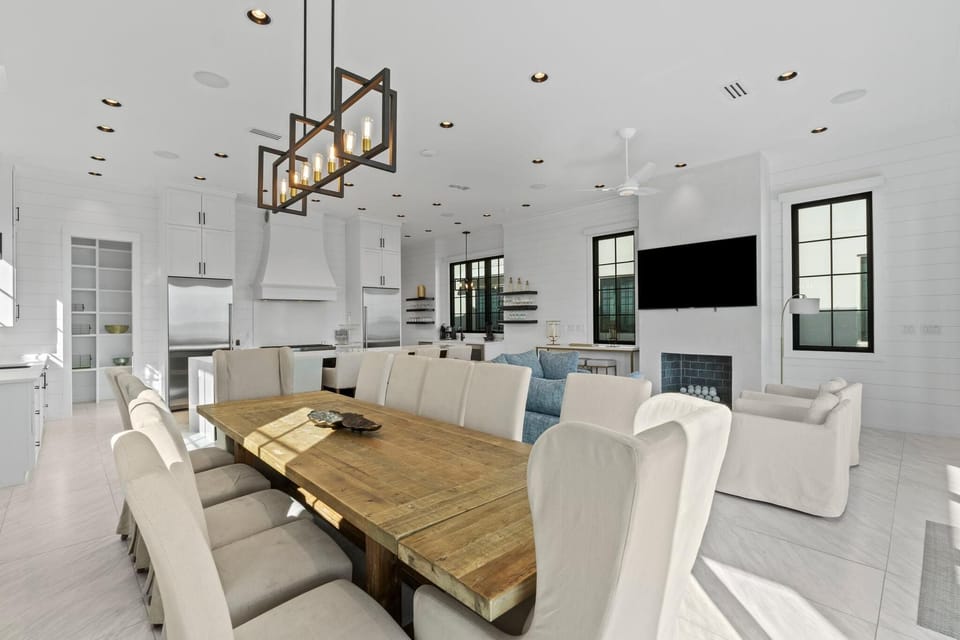 House, Multiple Beds (Sea La Vie at Eleanor Beach) | Dining
