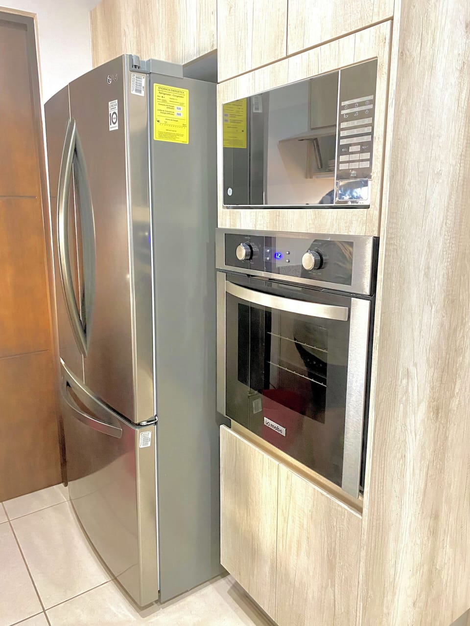 Grand Villa | Private kitchen | Fridge, coffee/tea maker, toaster, rice cooker