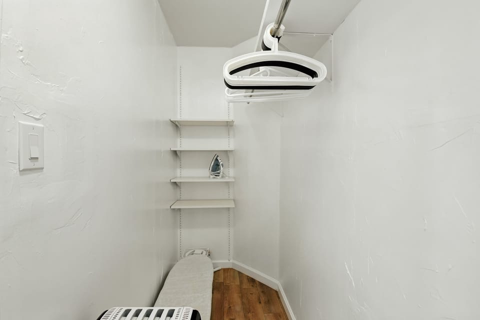 House (3 Bedrooms) | Wardrobe