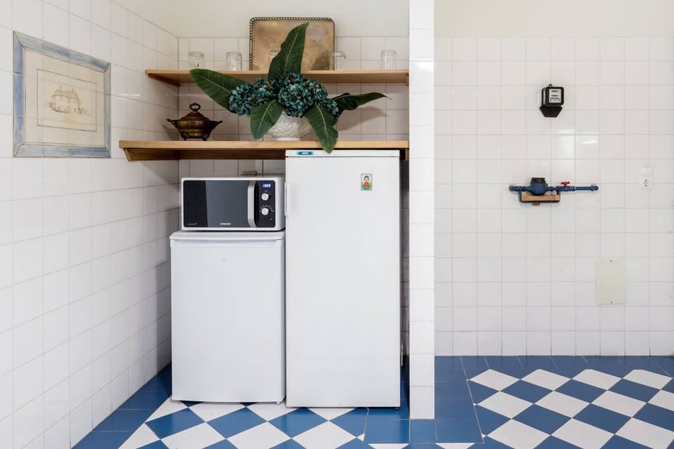 House | Private kitchen | Electric kettle, toaster
