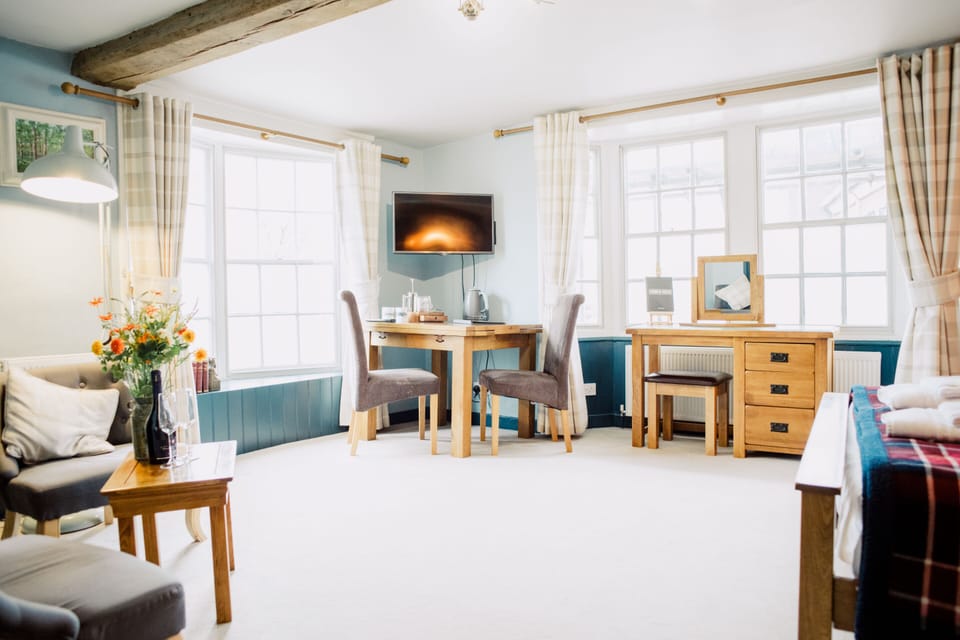 Superior Double Room, Ensuite, City View | Room amenity
