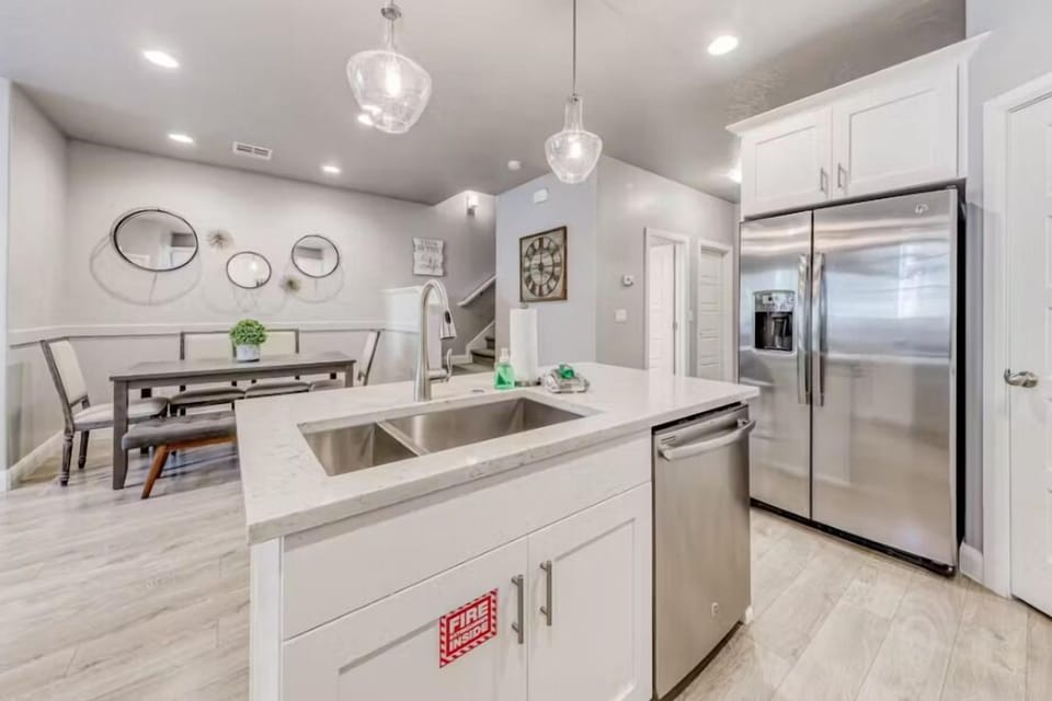 Townhome, 3 Bedrooms | Interior