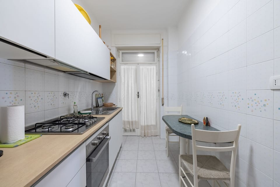 Apartment, 2 Bedrooms, Sea View | Private kitchen | Fridge, microwave, oven, stovetop