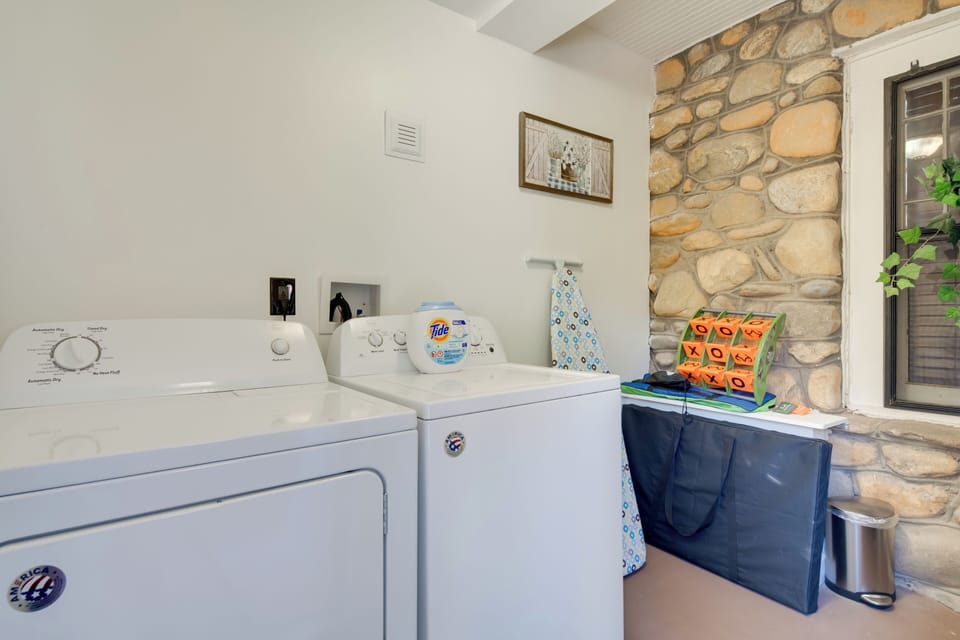 Hike + Explore: Mountain-view Escape in Candler Cottage in Upper Hominy