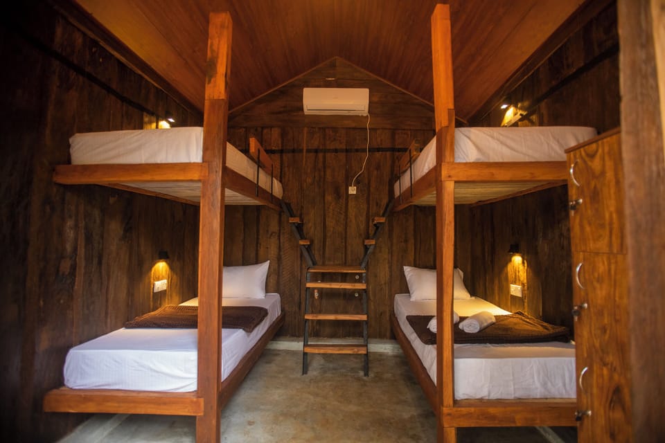 Classic Shared Dormitory | In-room safe, laptop workspace, soundproofing, WiFi (free)