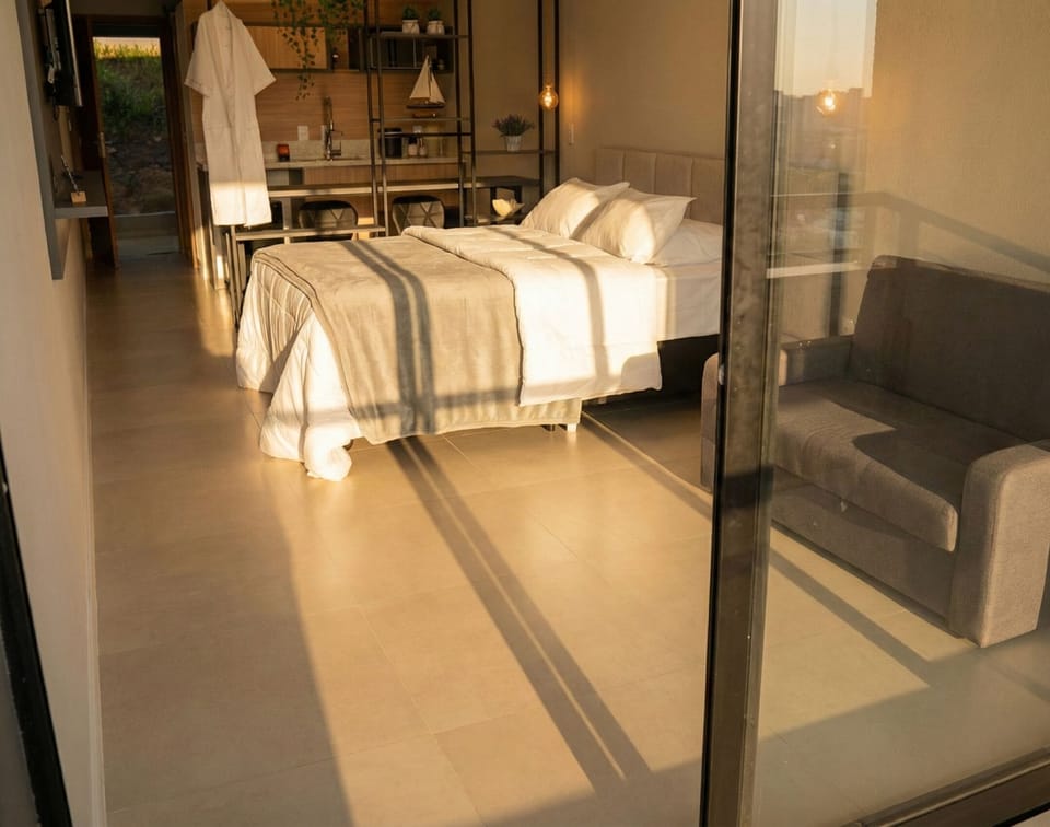 Studio Suite | Free WiFi