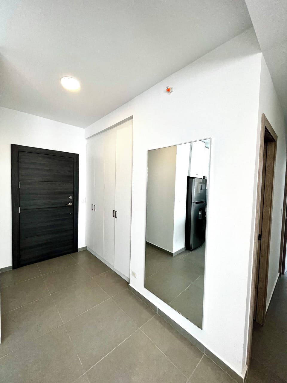 Signature Condo, Ocean View (109) | Laptop workspace, iron/ironing board, WiFi (free), bed sheets