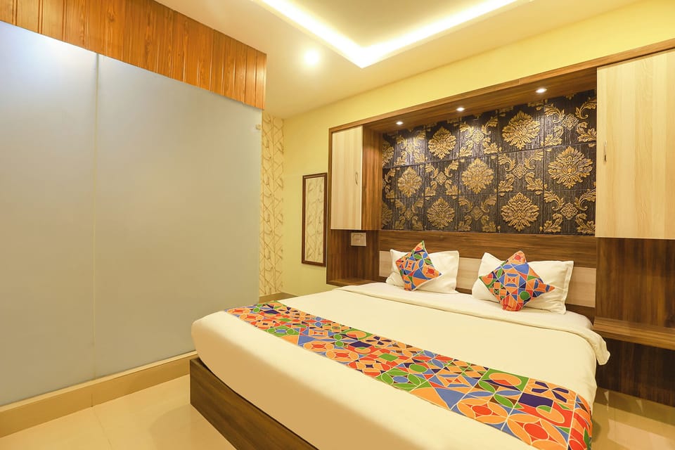 Deluxe Room | Egyptian cotton sheets, premium bedding, in-room safe, free WiFi