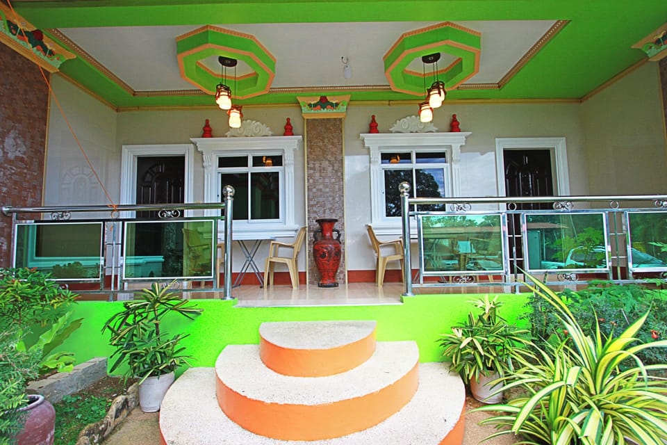 Loboc Airbnb Traveller's Inn Bed and Breakfast in Central Visayas