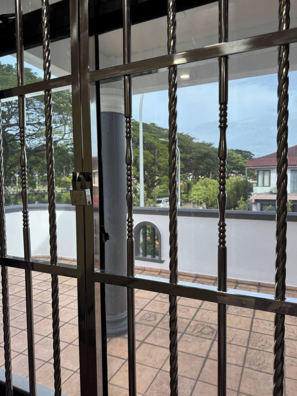 House, 4 Bedrooms | View from property