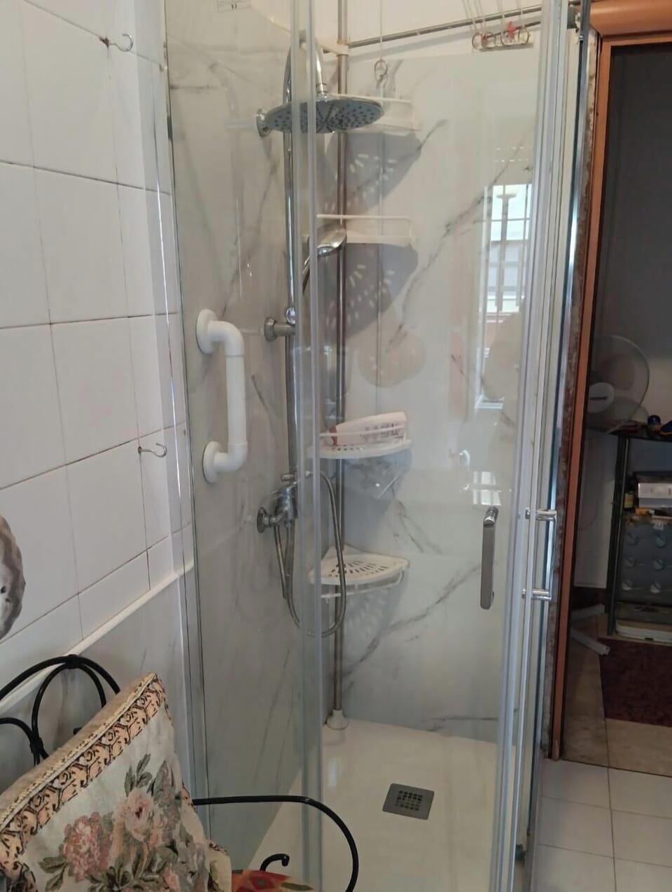 Camera in condivisione | Iron/ironing board, free WiFi, bed sheets